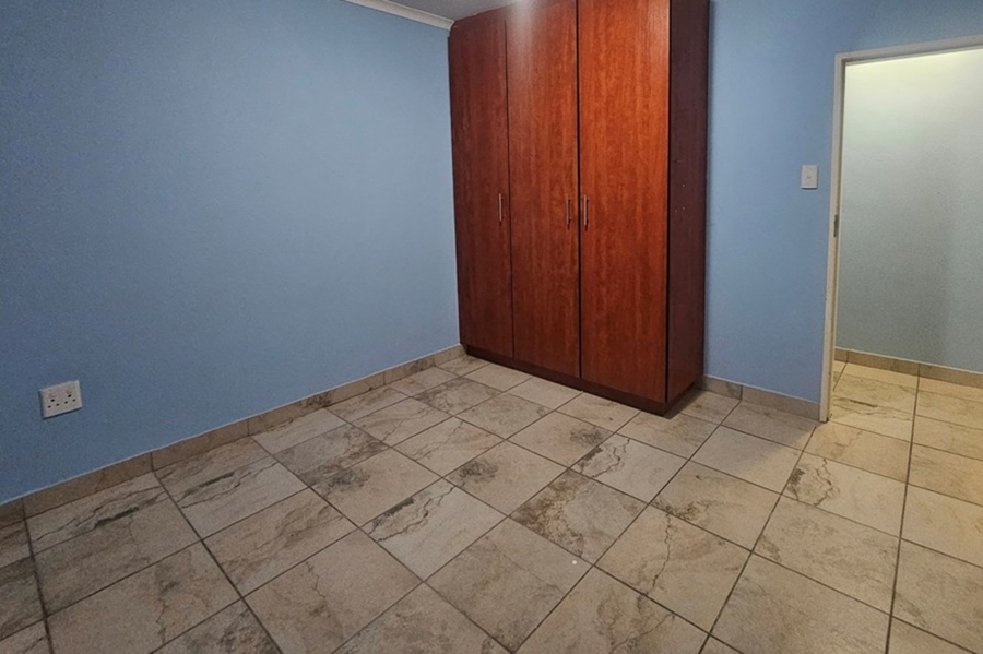 To Let 3 Bedroom Property for Rent in Waterval East North West